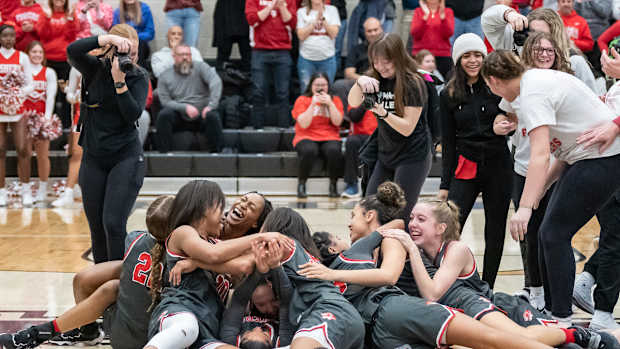 Fishers vs Hamilton Southeastern Indiana girls basketball February 4 2023 Julie L. Brown 14425